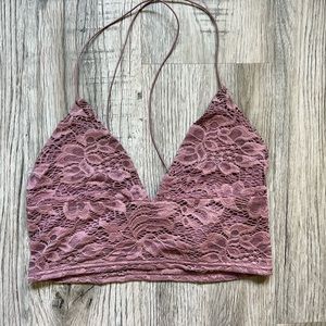 UO Lace Crop Top